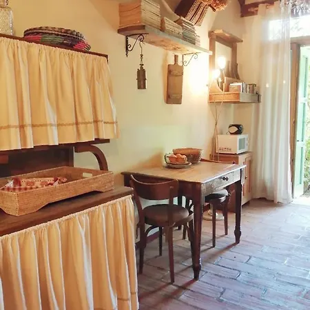 La Casa Di Marla Nocleg ze śniadaniem Sirmione